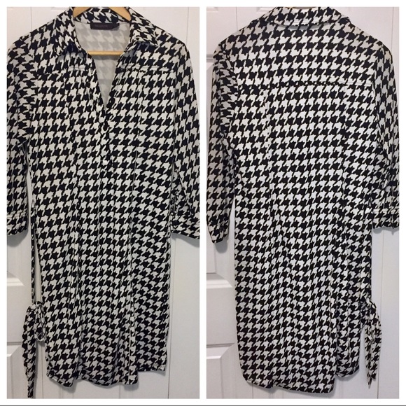 The Limited Dresses & Skirts - The Limited Houndstooth Jersey Shirt Dress XS